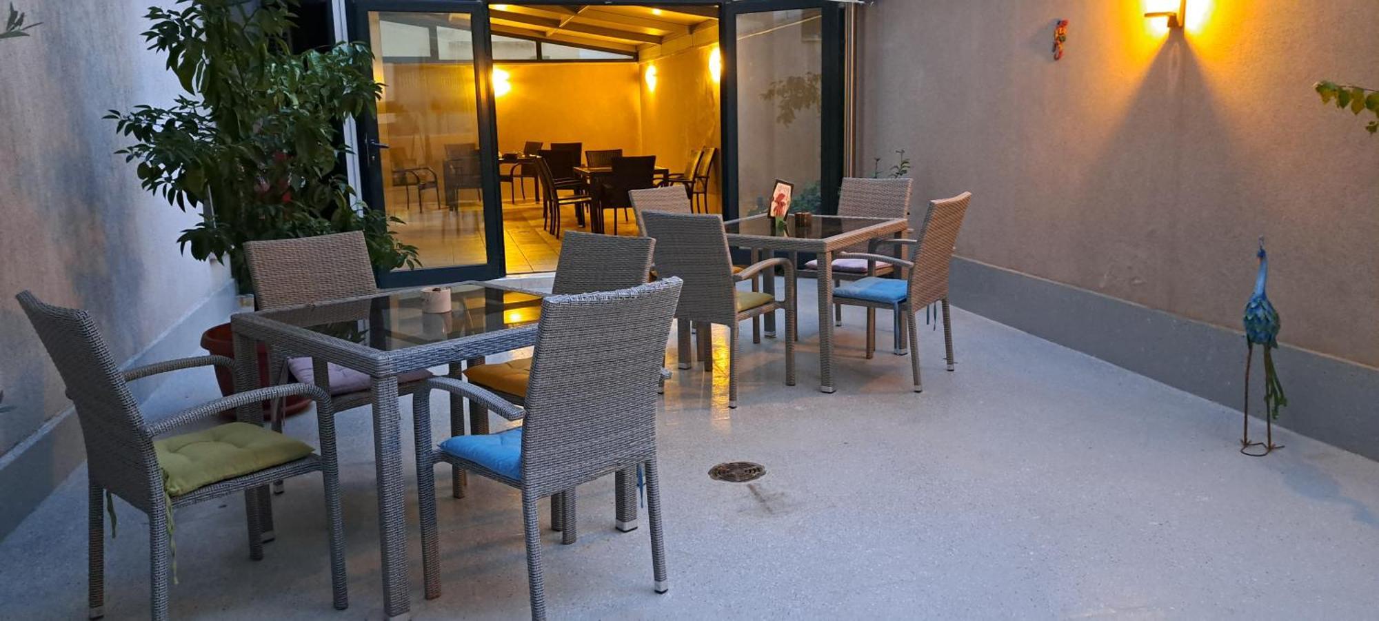 Hotel West 2*