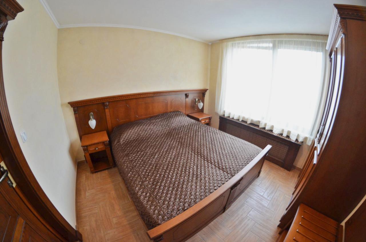 Hotel West 2*