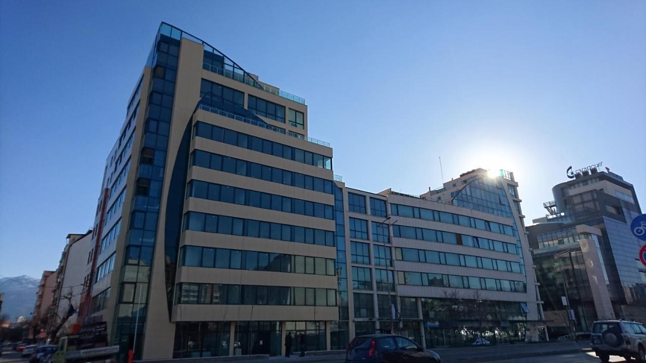 Hotel West 2*